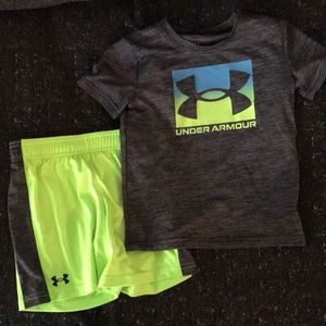 Toddler Boys Under Armour - 4T Set